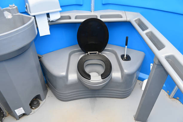 Best Restroom trailer rental cost  in Reed City, MI