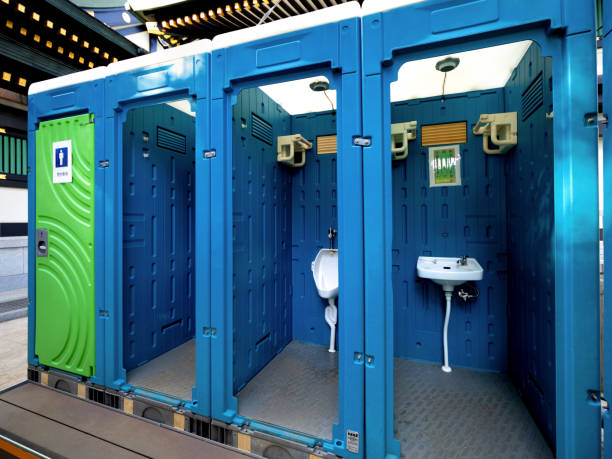 Best Portable bathroom rental  in Reed City, MI